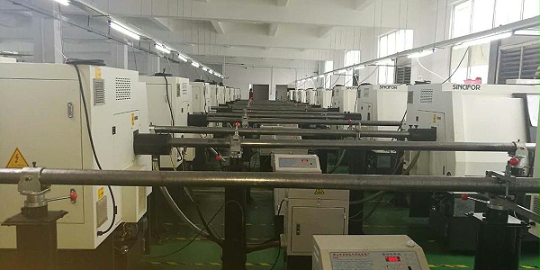 盛亿斜床排刀机高效率、高精准打动格力集团